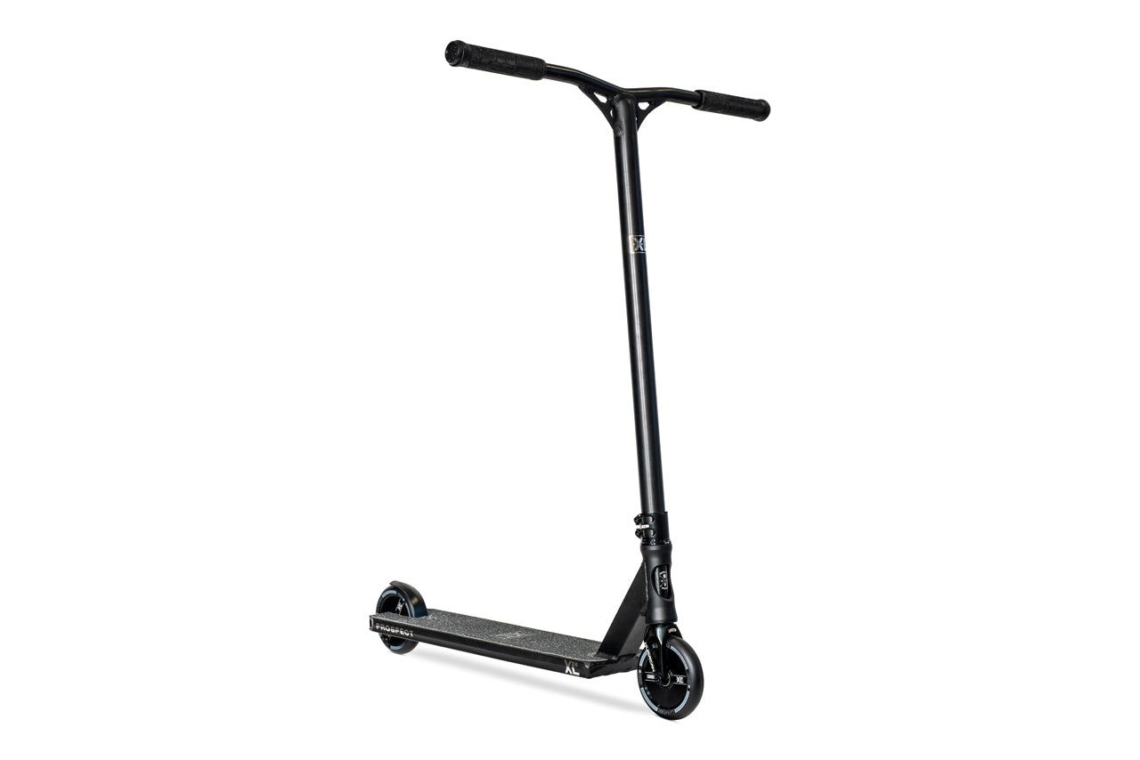 lucky-prospect-xl-pro-scooter-black-stunt-scooter image 2