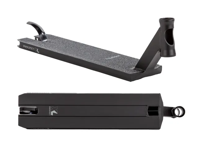 lucky-prospect-xl-pro-deck-22-matte-black image 1