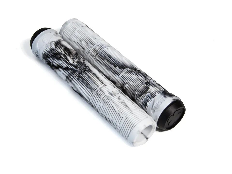 lucky-vicegrips-2-0-stunt-scooter-griffe-black-white image 1